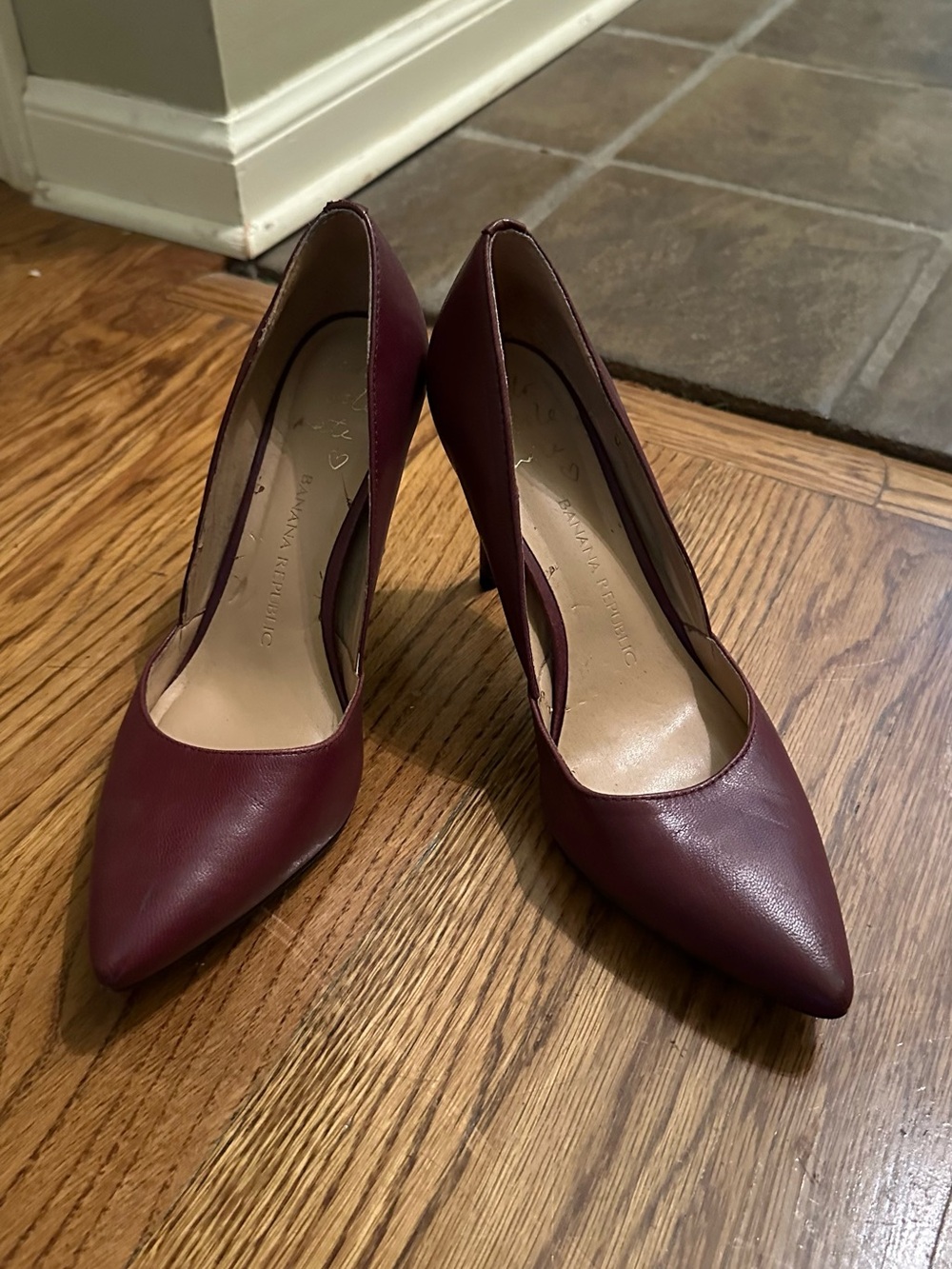 Banana Republic Women's Wine Pointed-Toe Leather Heels